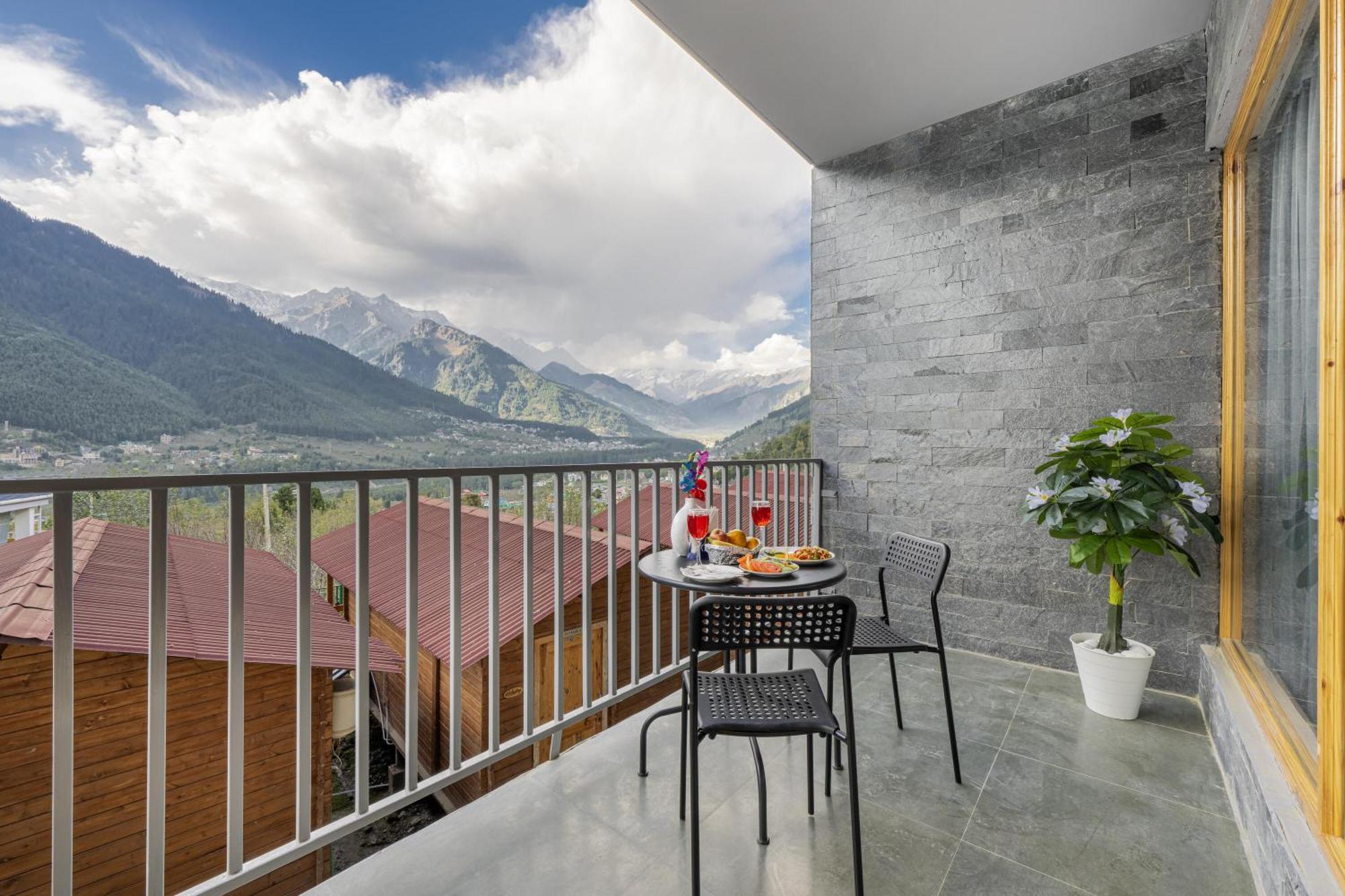 Echor Himalayan Heights Luxe Manali Hotel Exterior foto