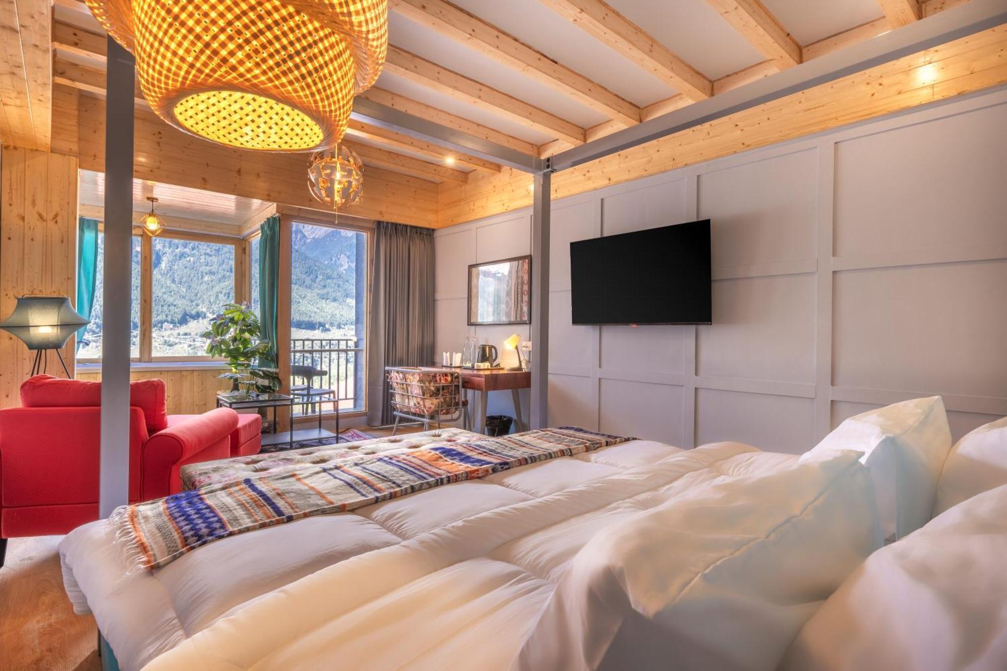 Echor Himalayan Heights Luxe Manali Hotel Exterior foto