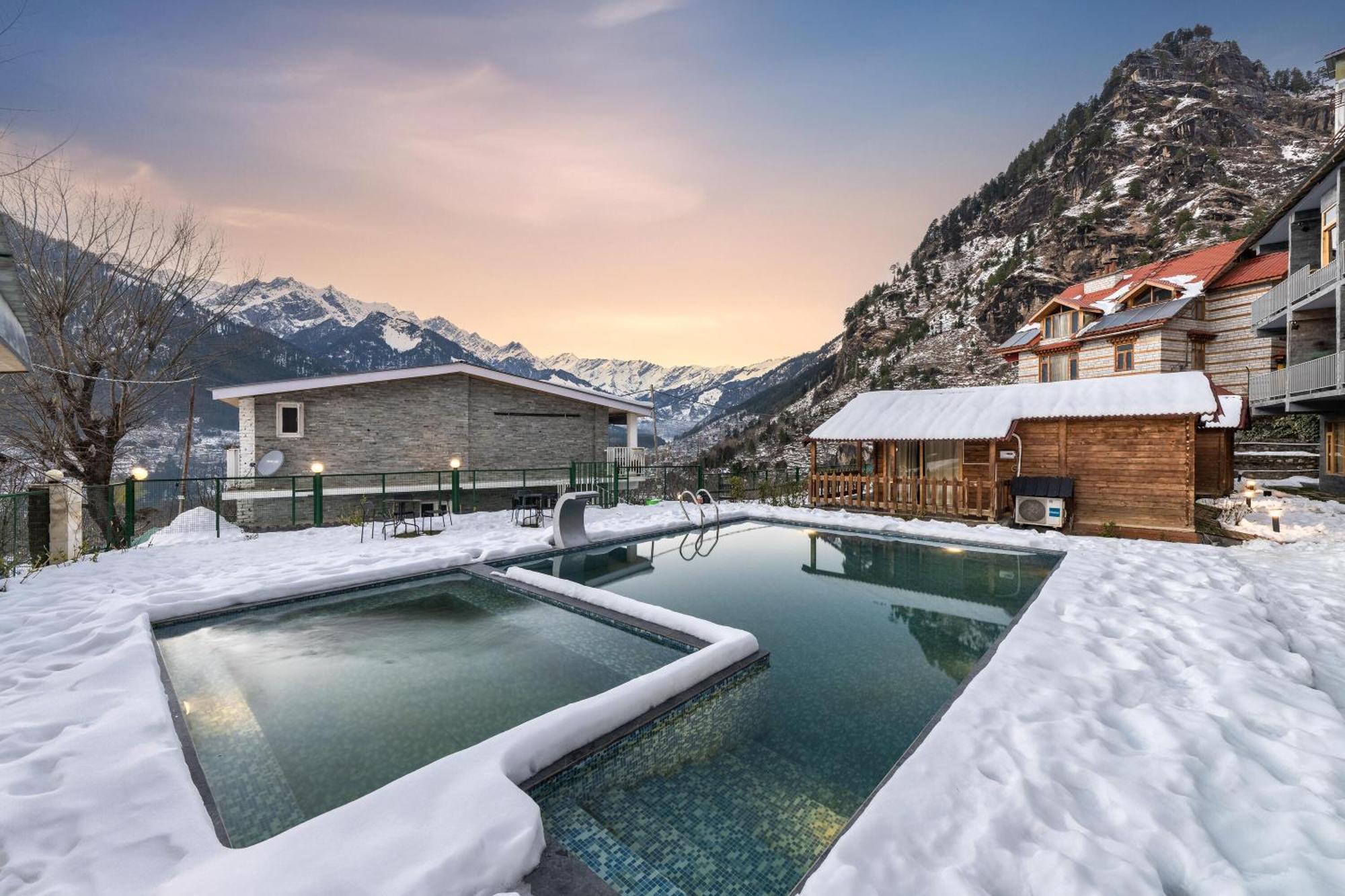 Echor Himalayan Heights Luxe Manali Hotel Exterior foto
